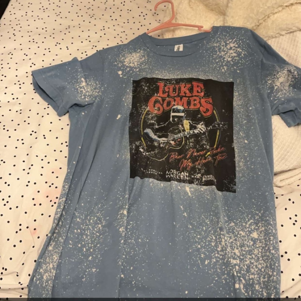 t shirt